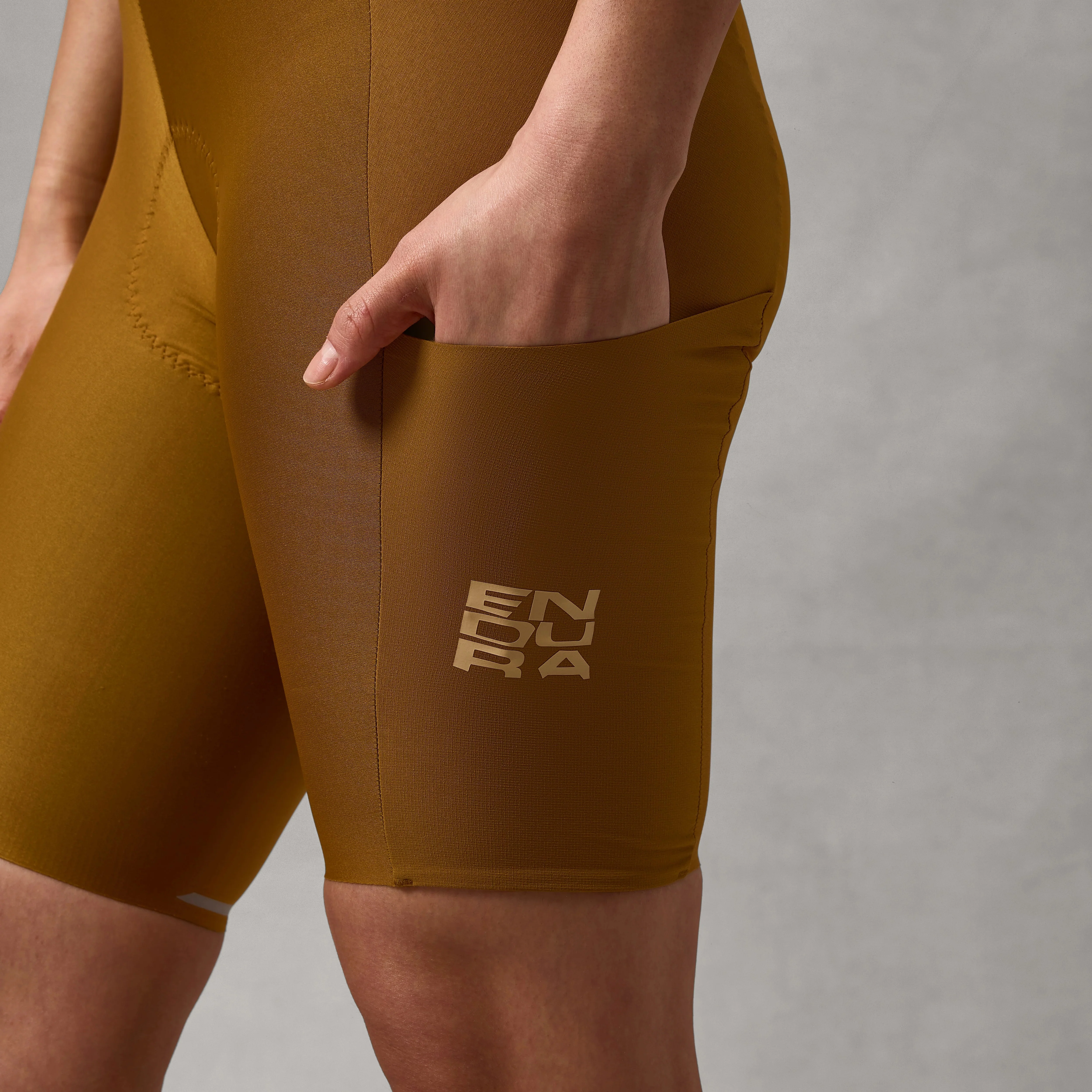 Cuissard Court à Bretelles ENDURA ALLTRACK RIDE Femme Bronze - Image 6