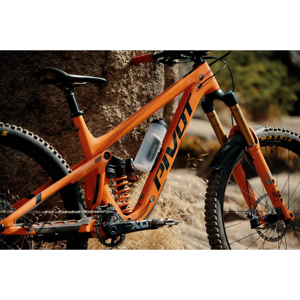 Kit Bidon et Porte-Bidon FIDLOCK TWIST BIKE BASE 600 ml Transparent - Image 3