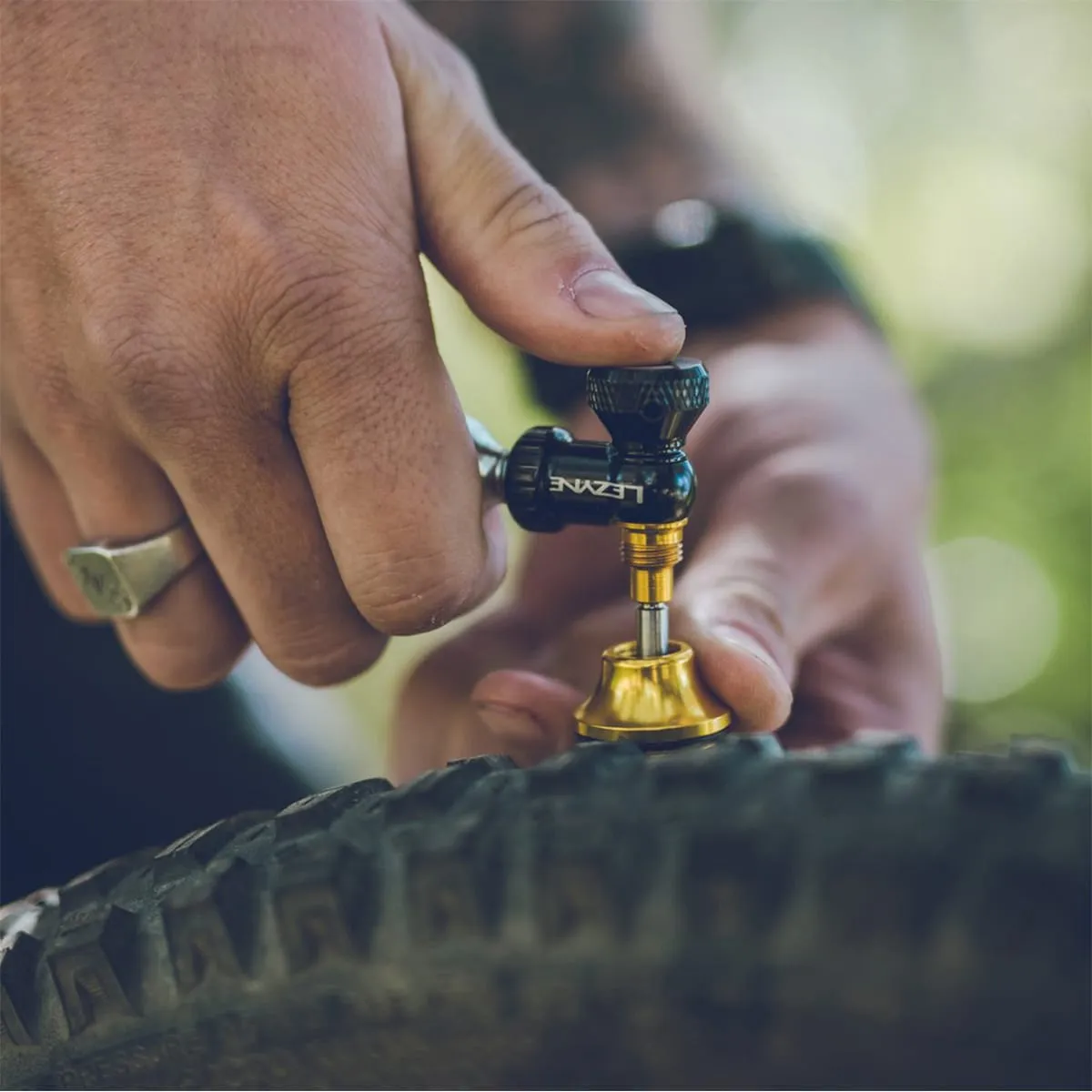 Kit de Réparation Tubeless Percuteur CO2 LEZYNE BLASTER + 5 Mèches - Image 8