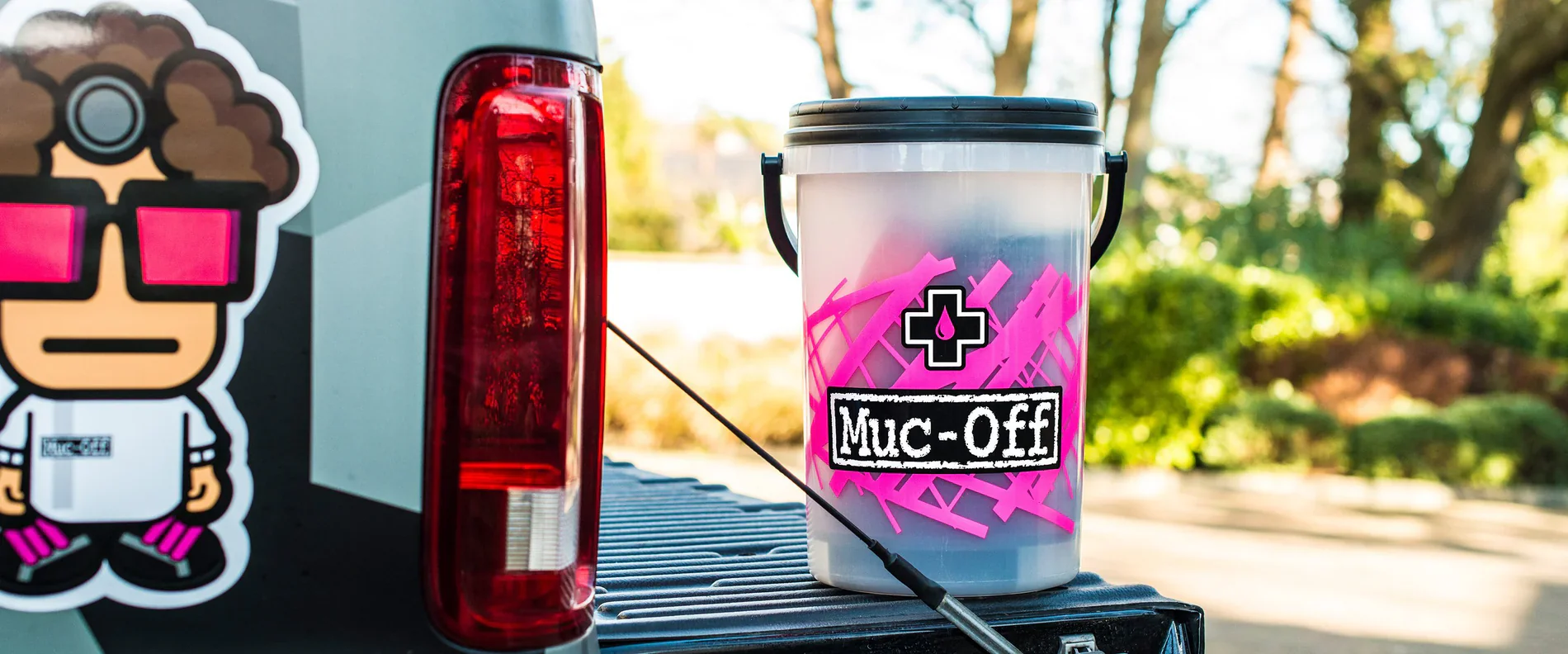 Kit d'Entretien MUC-OFF BUCKET KIT - Image 8