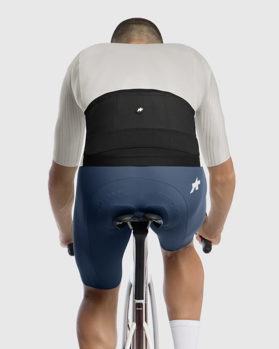 Maillot ASSOS EQUIPE RS S11 Manches Courtes Almond Milk - Image 4