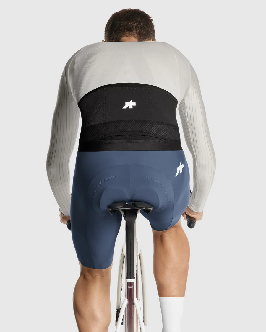 Maillot ASSOS EQUIPE RS S11 Manches Longues Almond Milk - Image 7