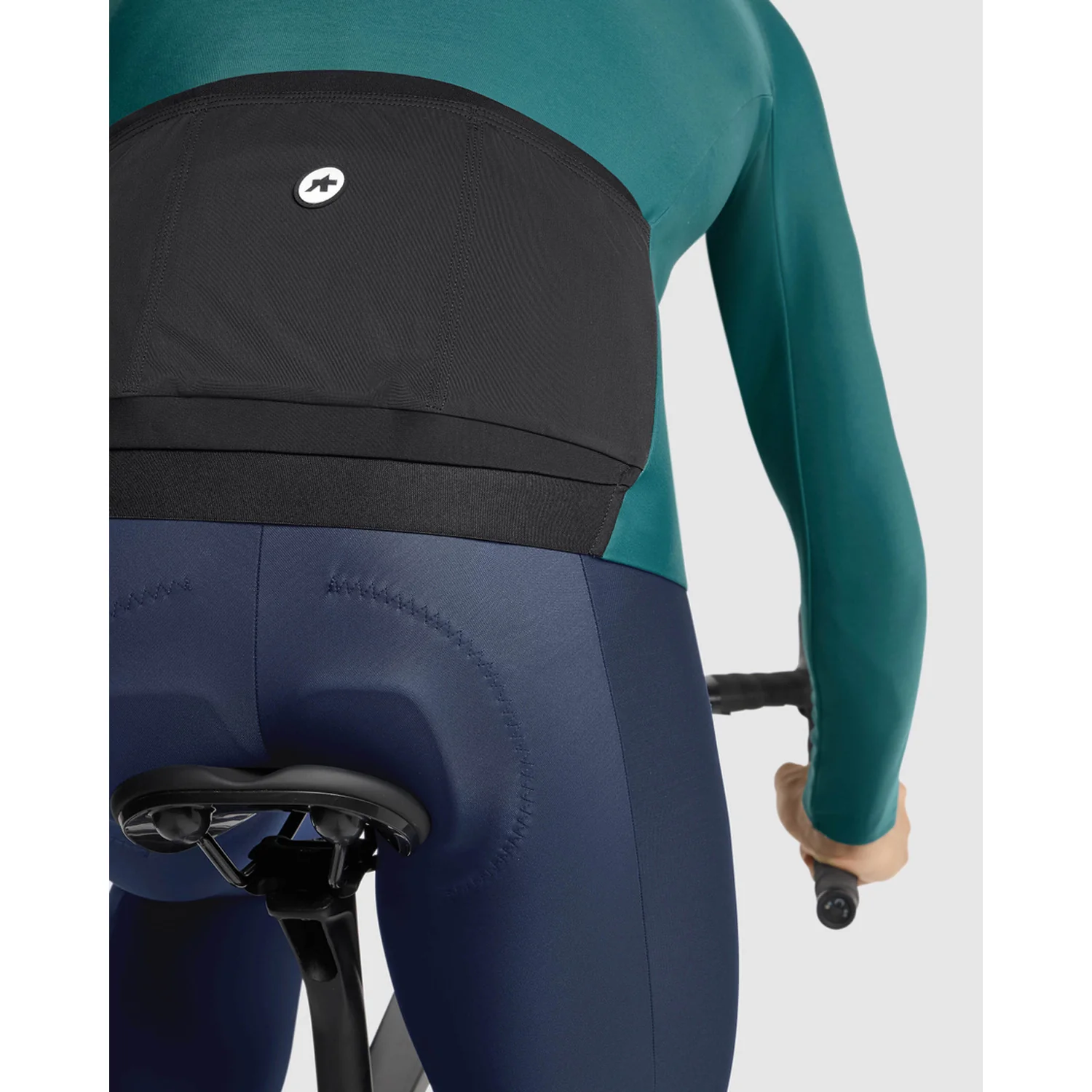 Maillot ASSOS MILLE GT SPRING FALL C2 Manches Longues Foundation Green - Image 8