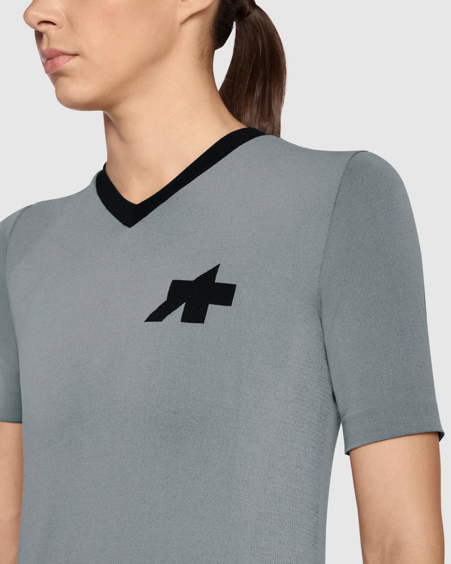 Maillot ASSOS TACTICA TECH T5 Manches Courtes Femme Gris - Image 8