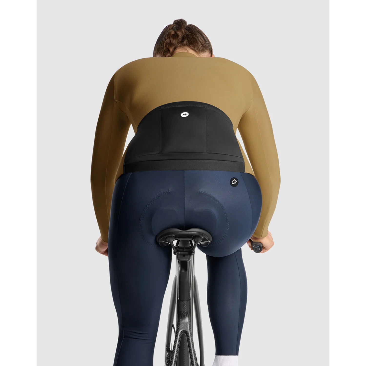 Maillot ASSOS UMA GT SPRING FALL C2 Manches Longues Femme Bronze Ash - Image 6