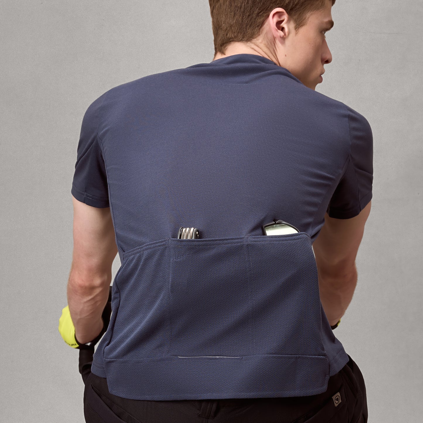 Maillot ENDURA LOOP ZIPPED Manches Courtes Carbon Gris - Image 7