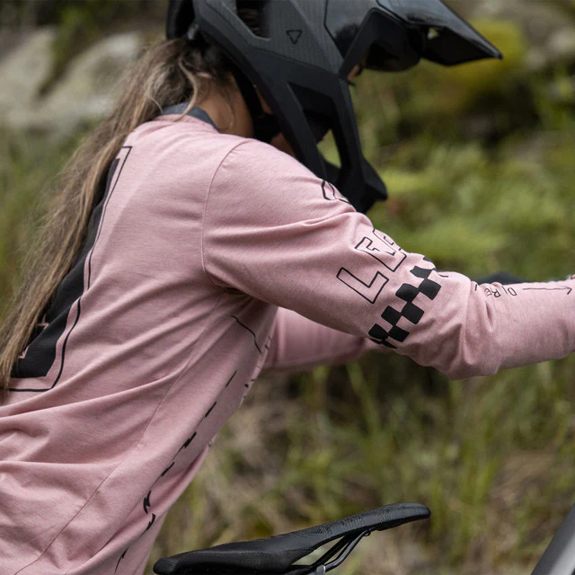 Maillot LEATT MTB GRAVITY 3.0 Femme Manches Longues Rose - Image 7