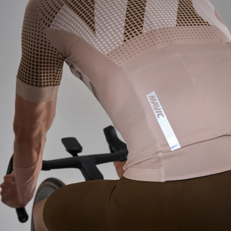 Maillot MAVIC AKSIUM GRAPHIC Manches Courtes Beige - Image 7
