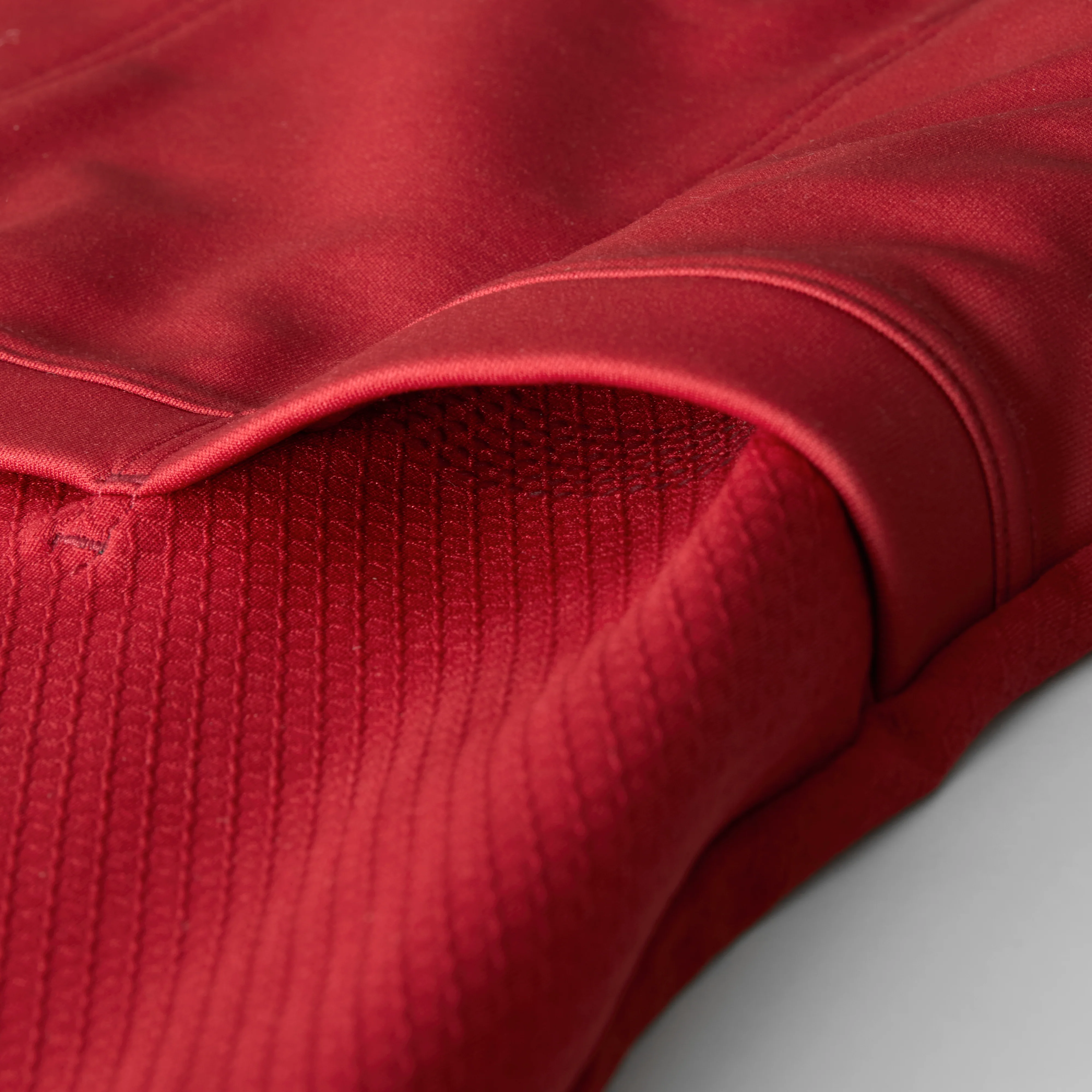 Maillot MAVIC AKSIUM THERMO Manches Longues Bordeaux - Image 3