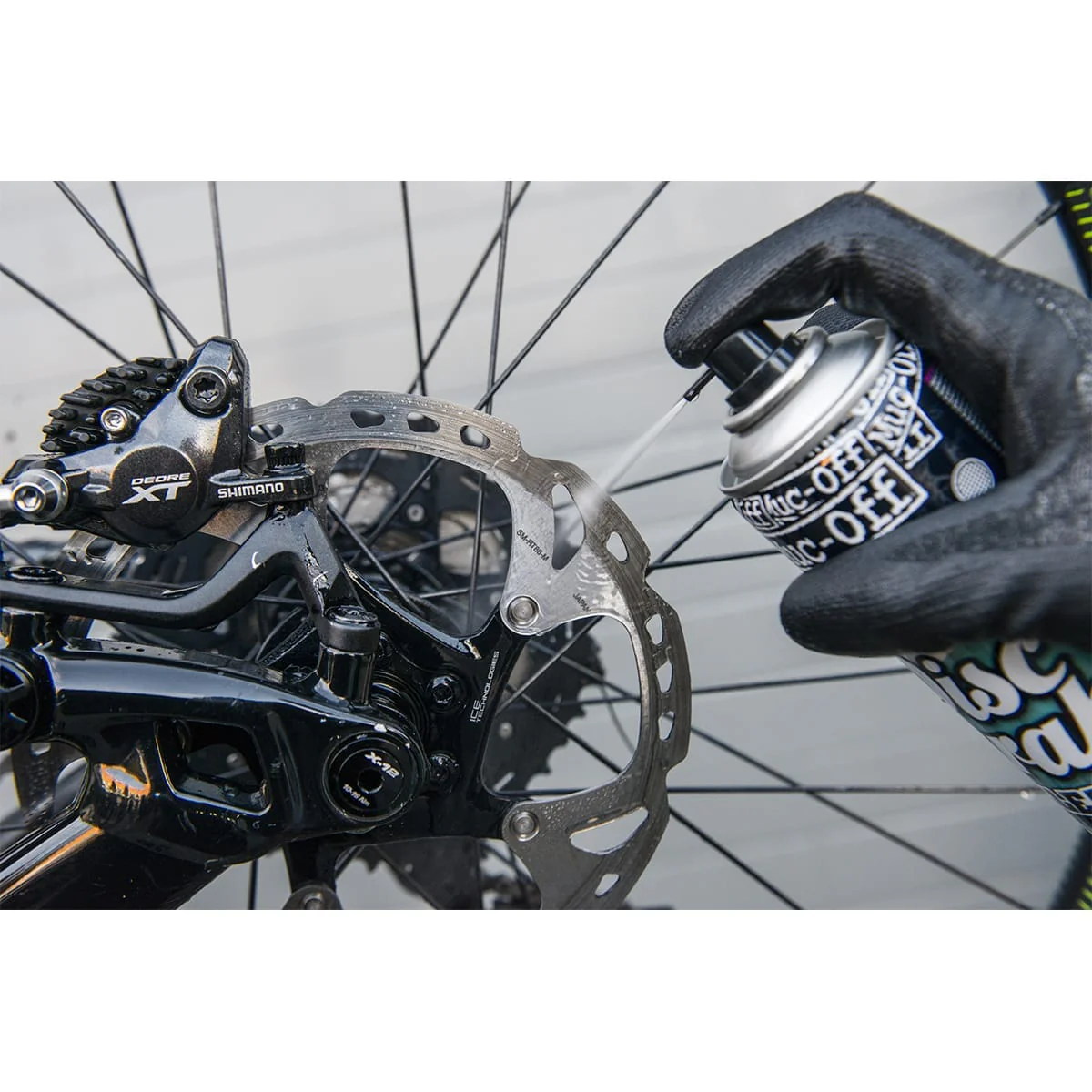 Nettoyant pour Freins à disques MUC-OFF DISC BRAKE CLEANER (400 ml) - Image 3
