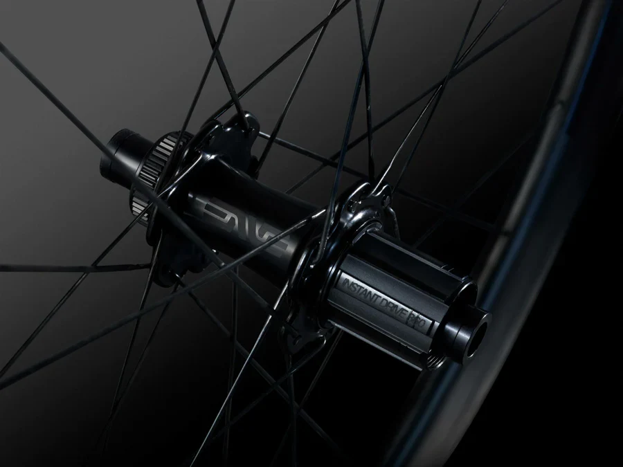 Roue Arrière ENVE SES 4.5 Tubeless Ready (Center Lock) Noir - Image 5