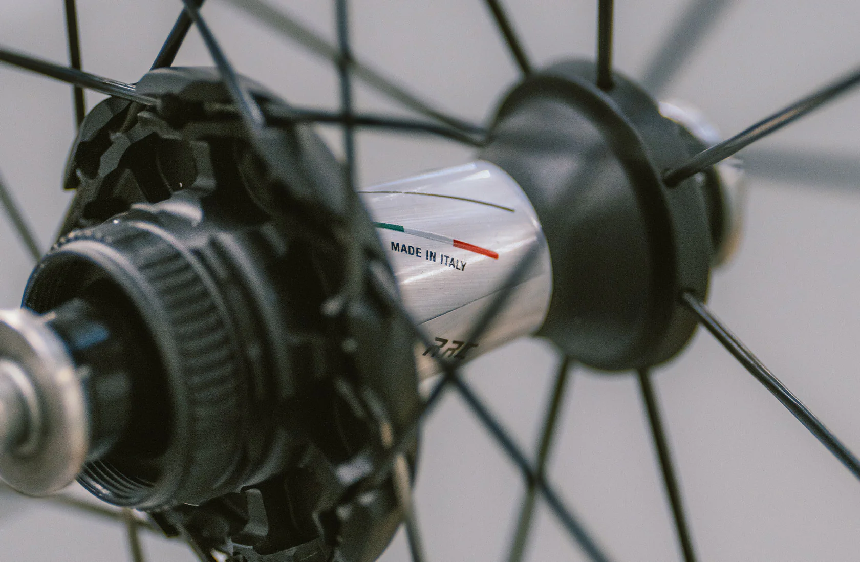 Paire de Roues MICHE KLEOS RD 36 Tubeless Ready (Center Lock) Team Edition - Image 4