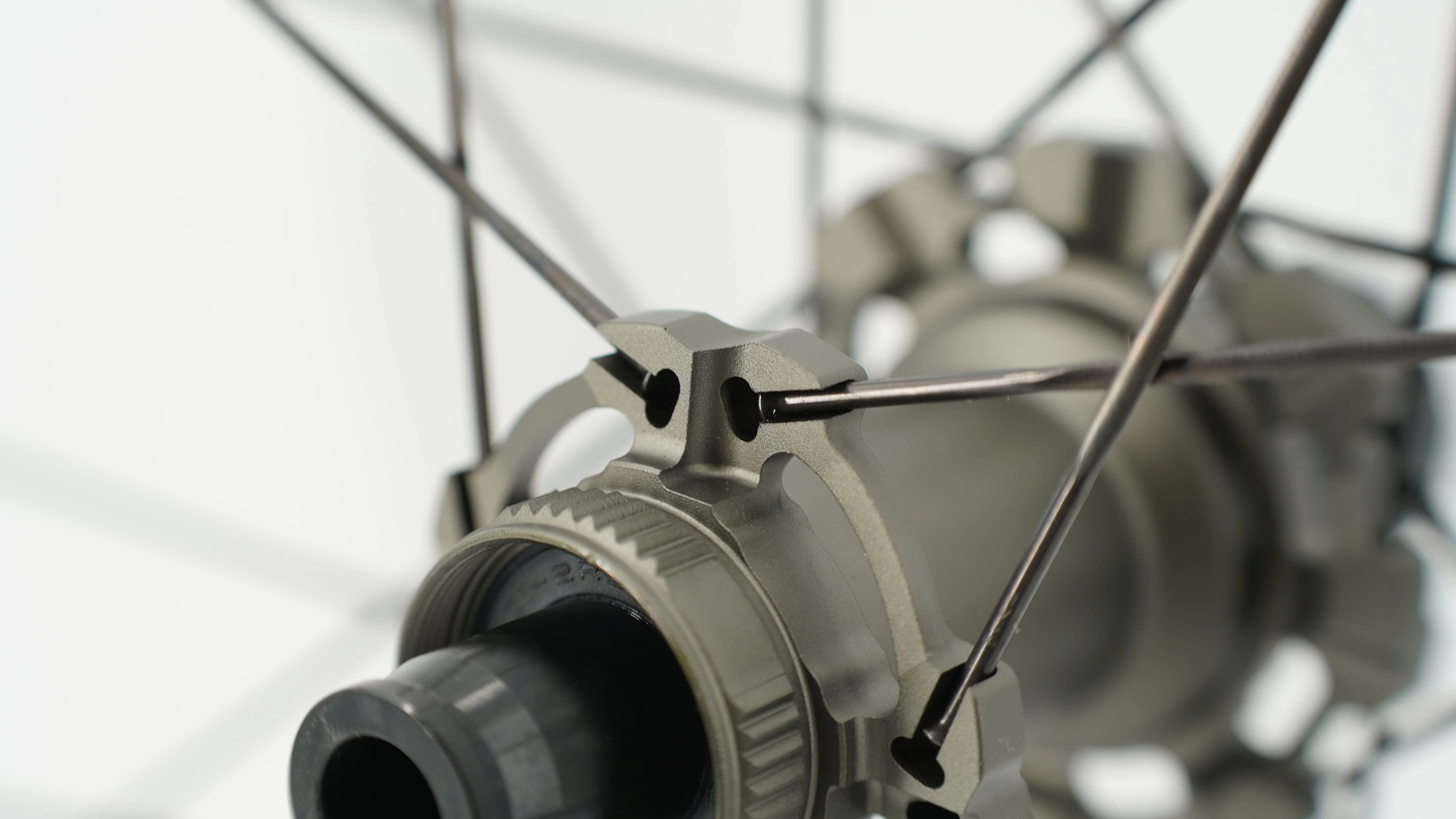 Paire de Roues SCOM AERO 40 Tubeless Ready (Center Lock) - Image 13