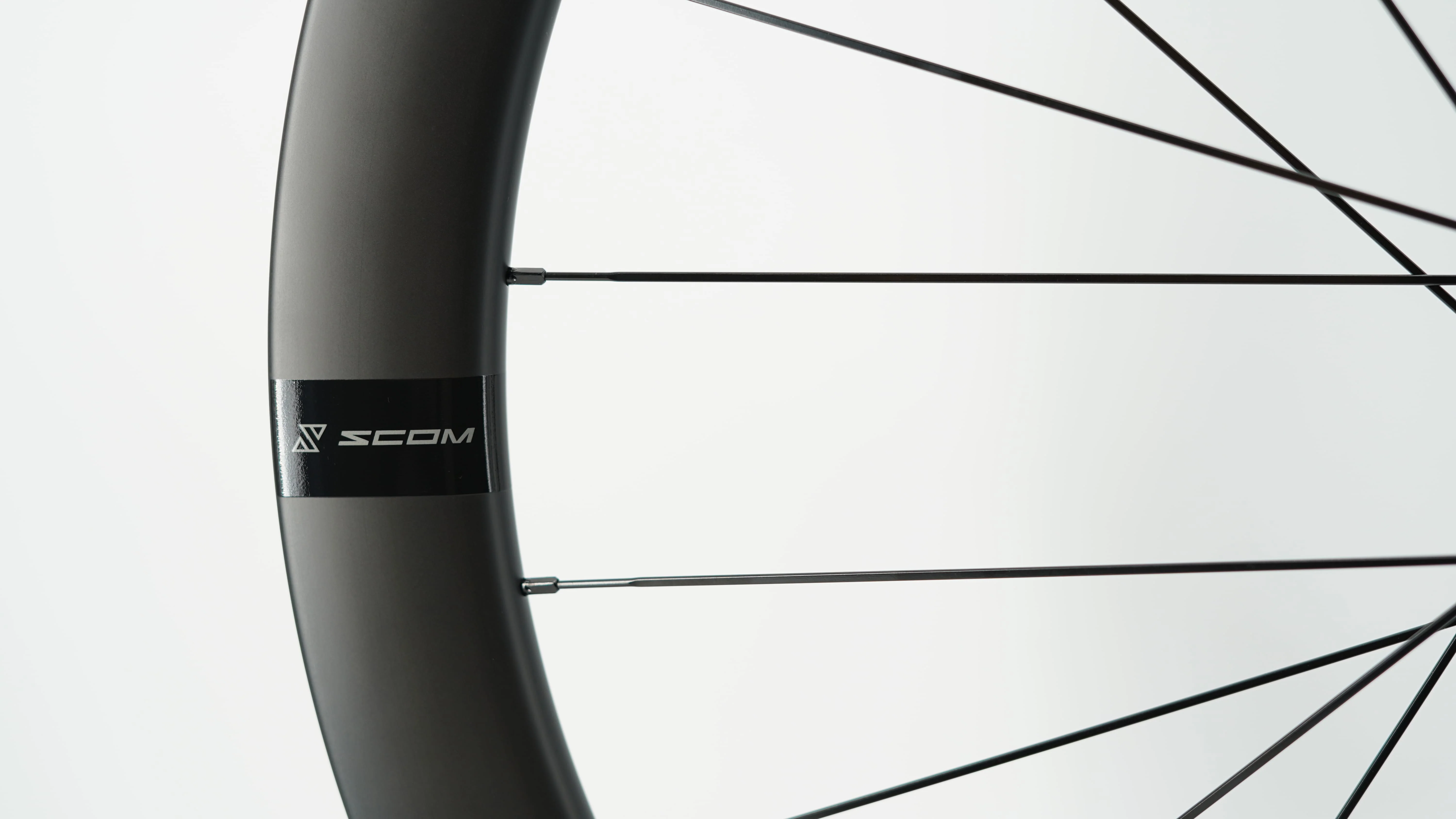 Paire de Roues SCOM CORSA 60 Tubeless Ready (Center Lock) - Image 17