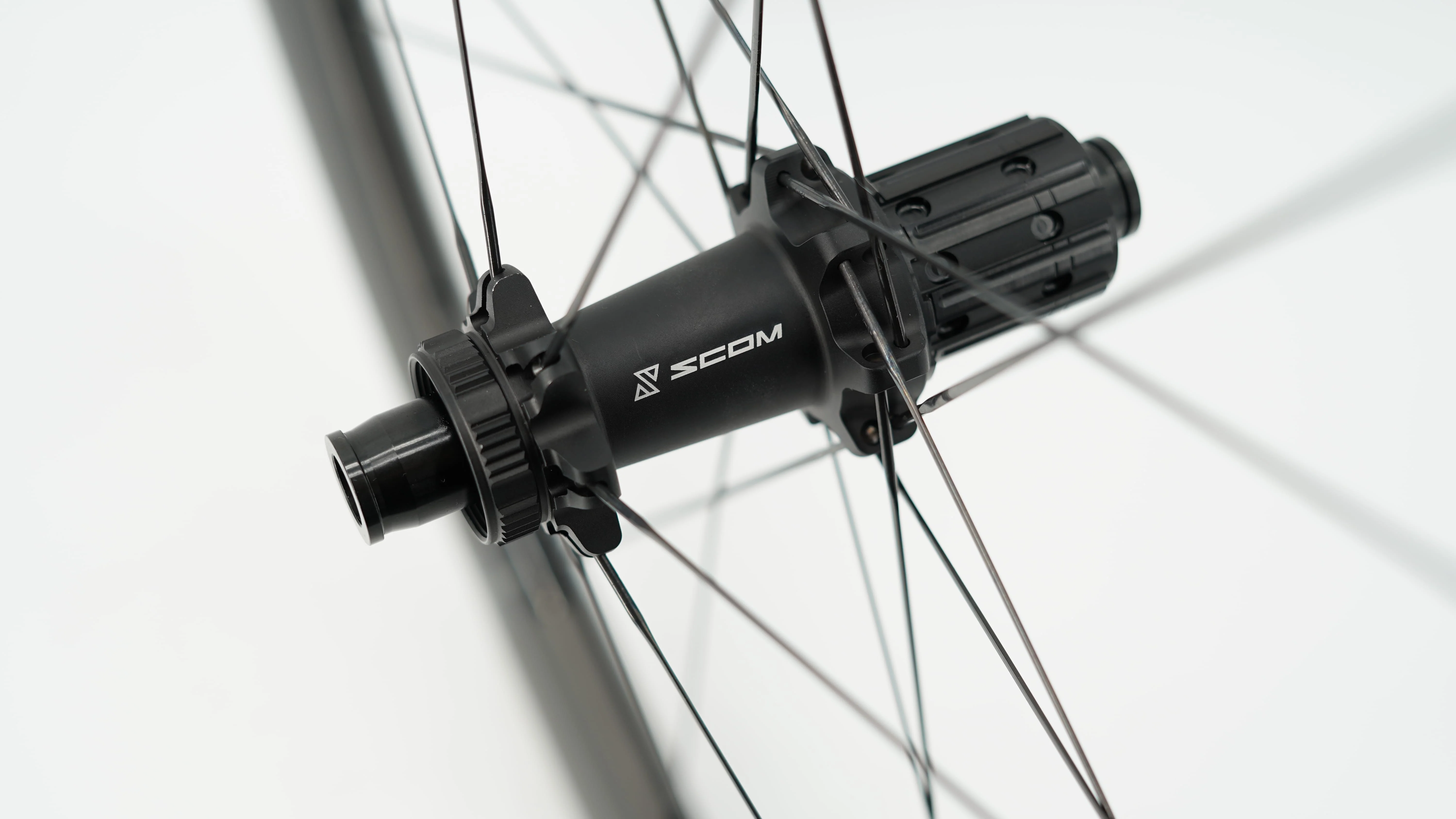 Paire de Roues SCOM EVO 50 Tubeless Ready (Center Lock) - Image 9