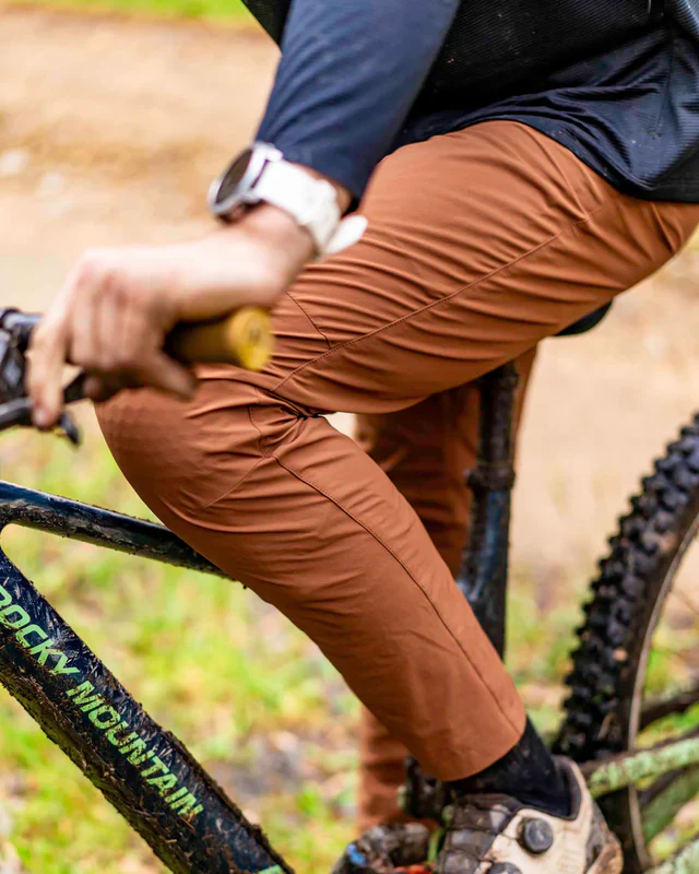 Pantalon DHARCO ATHER CANYON Marron - Image 7
