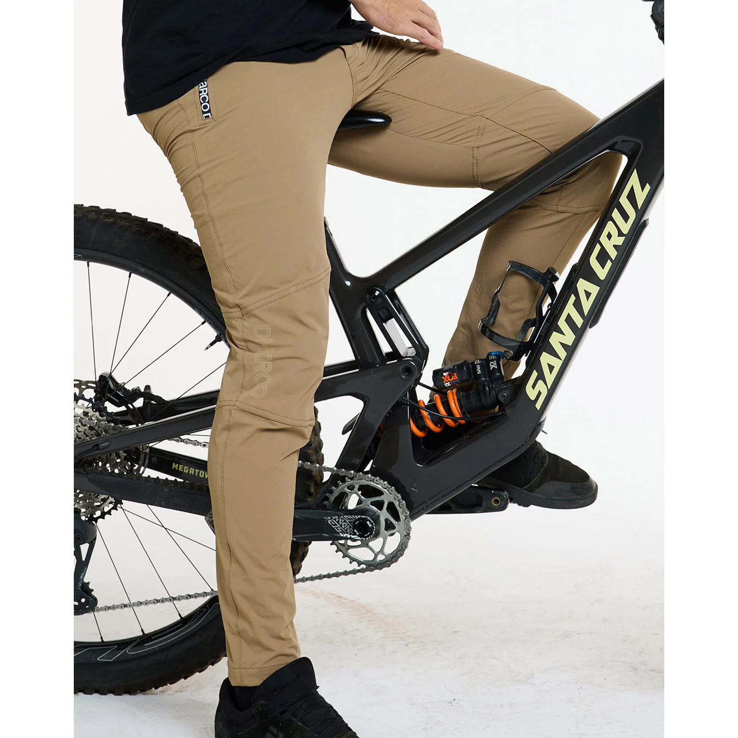 Pantalon DHARCO GRAVITY Beige - Image 9