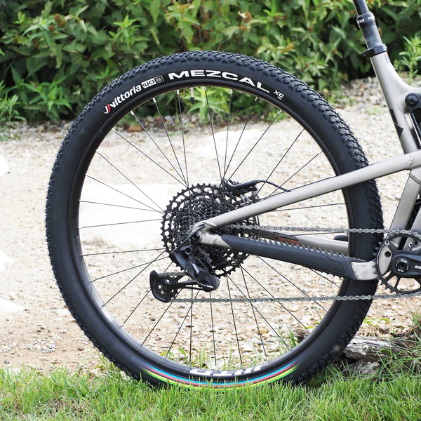 Pneu VITTORIA MEZCAL XC 29X2.25 "UCI Rainbow Edition" Tubeless Ready Souple Noir - Image 4