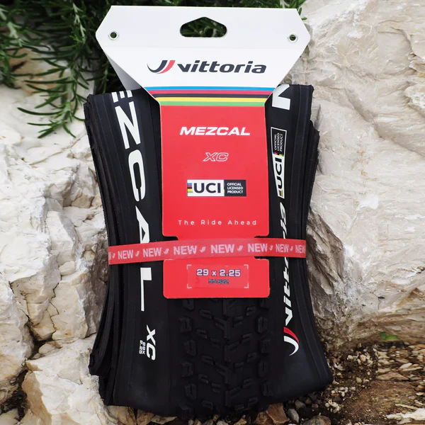 Pneu VITTORIA MEZCAL XC 29X2.25 "UCI Rainbow Edition" Tubeless Ready Souple Noir - Image 5