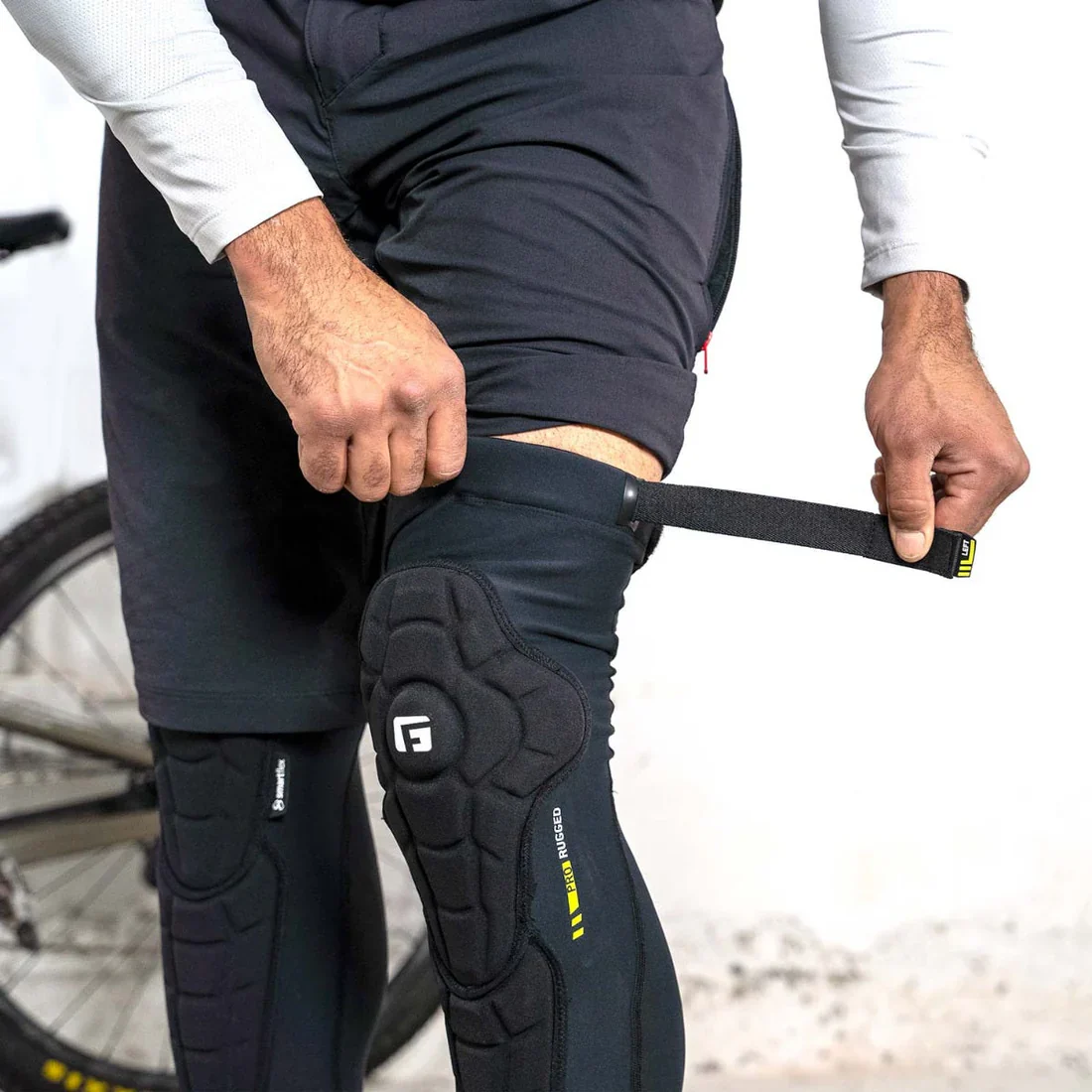 Genouillères Protège Tibias G-FORM PRO-RUGGED 2 Noir - Image 4