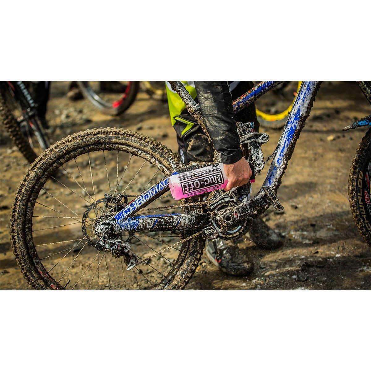 Recharge Concentrée de Nettoyant Vélo MUC-OFF NANO GEL CONCENTRATE (1 L pour 4 L) - Image 8