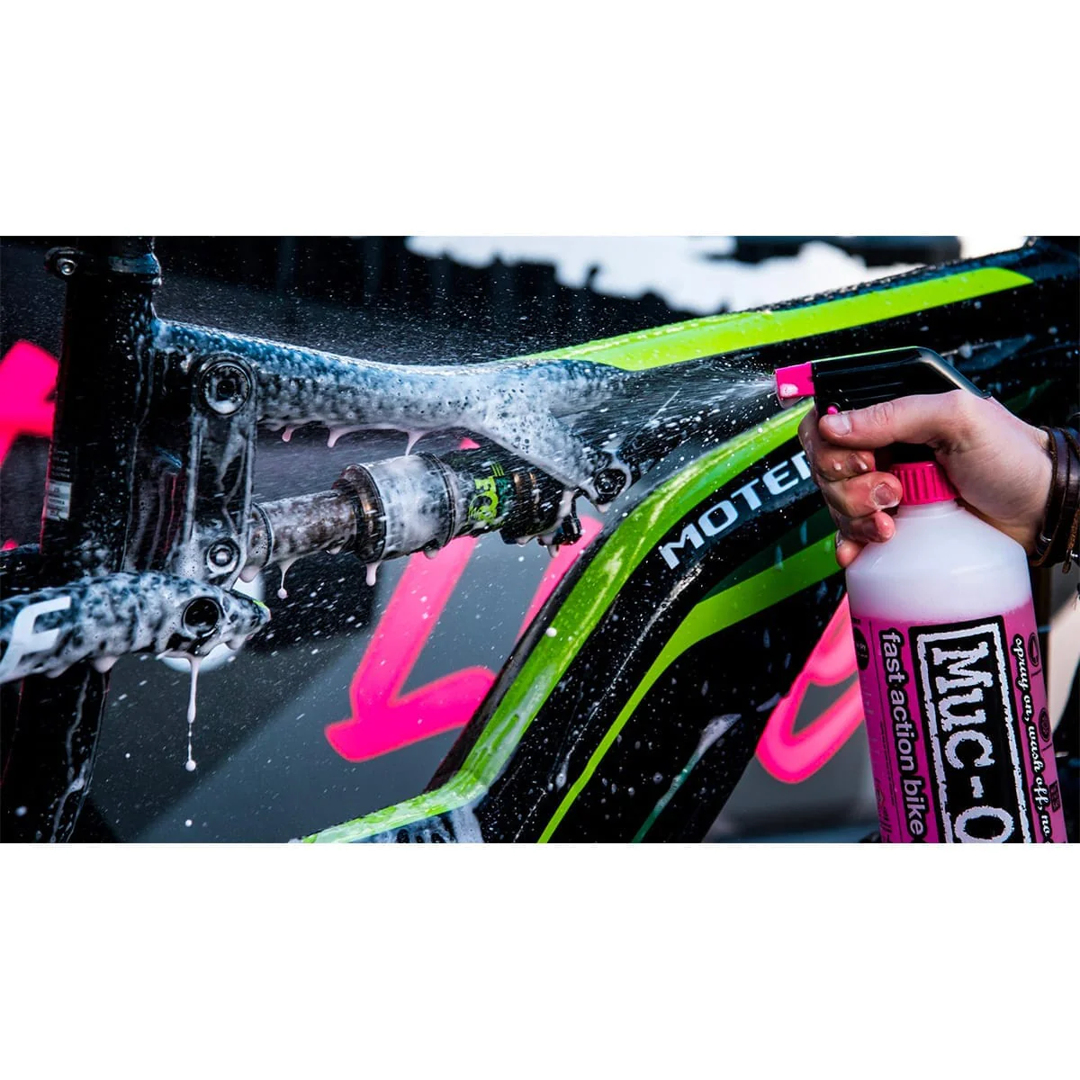 Recharge Concentrée de Nettoyant Vélo MUC-OFF NANO GEL CONCENTRATE (1 L pour 4 L) - Image 9