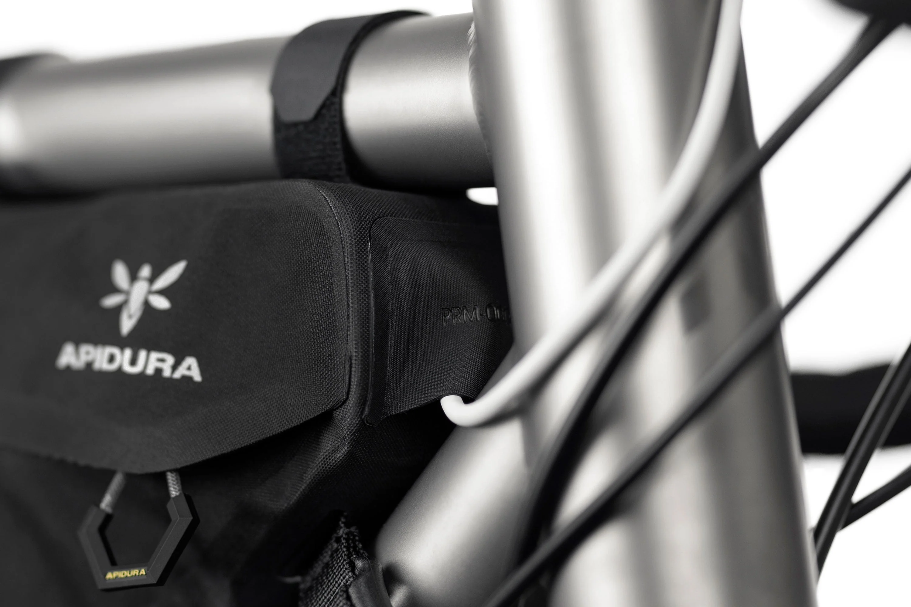 Sacoche de Cadre APIDURA RACING FRAME PACK 2.4 L Noir - Image 7