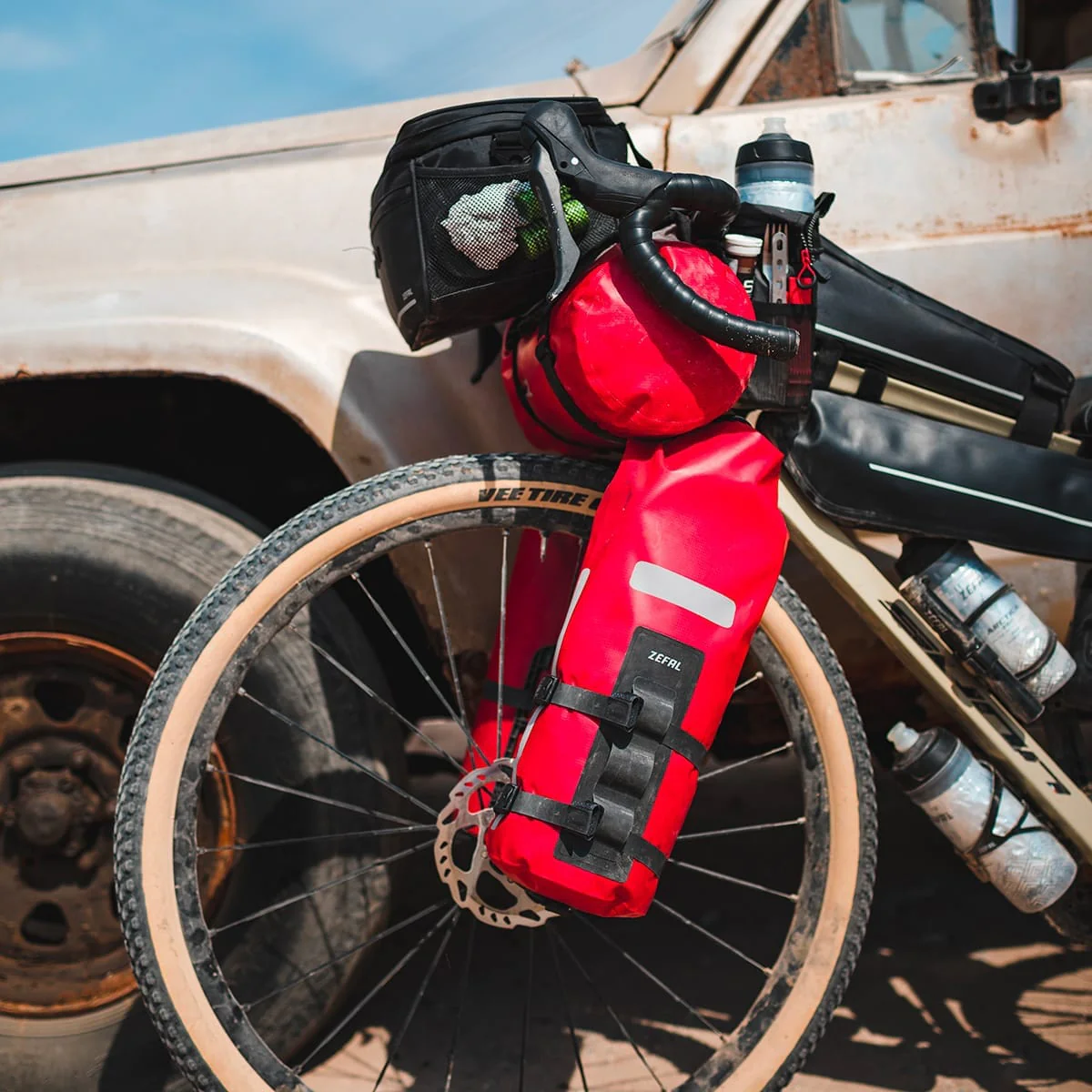 Sacoche et Support de fourche ZEFAL Z ADVENTURE FORK 6 L Rouge - Image 12