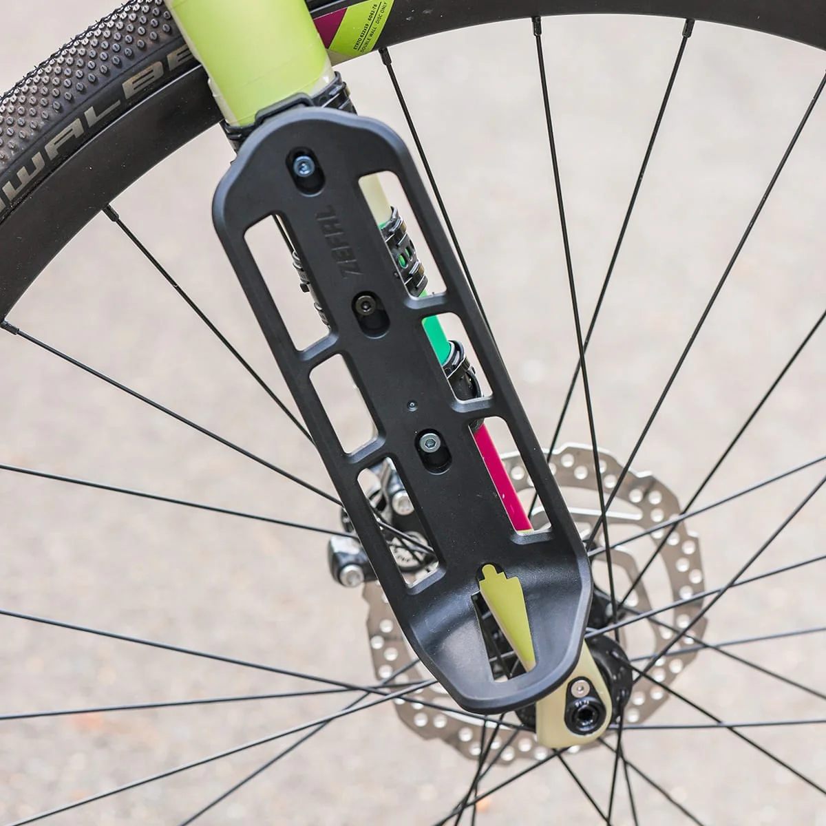 Sacoche et Support de fourche ZEFAL Z ADVENTURE FORK 6 L Rouge - Image 14