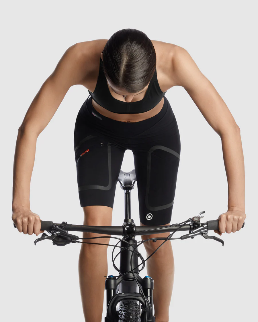 Short ASSOS TACTICA CARGO T3 Femme Noir - Image 3