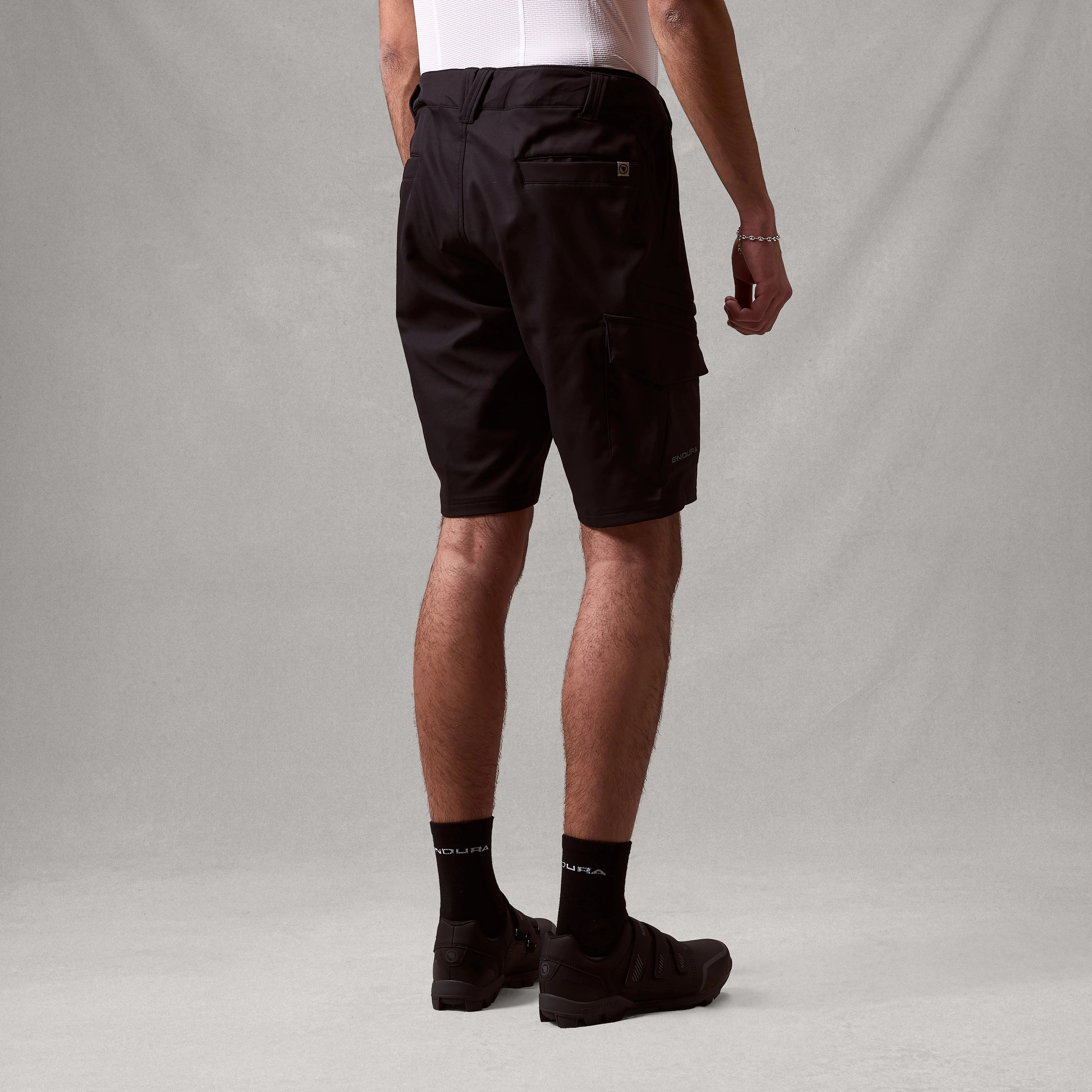 Short ENDURA LOOP CARGO Noir - Image 5