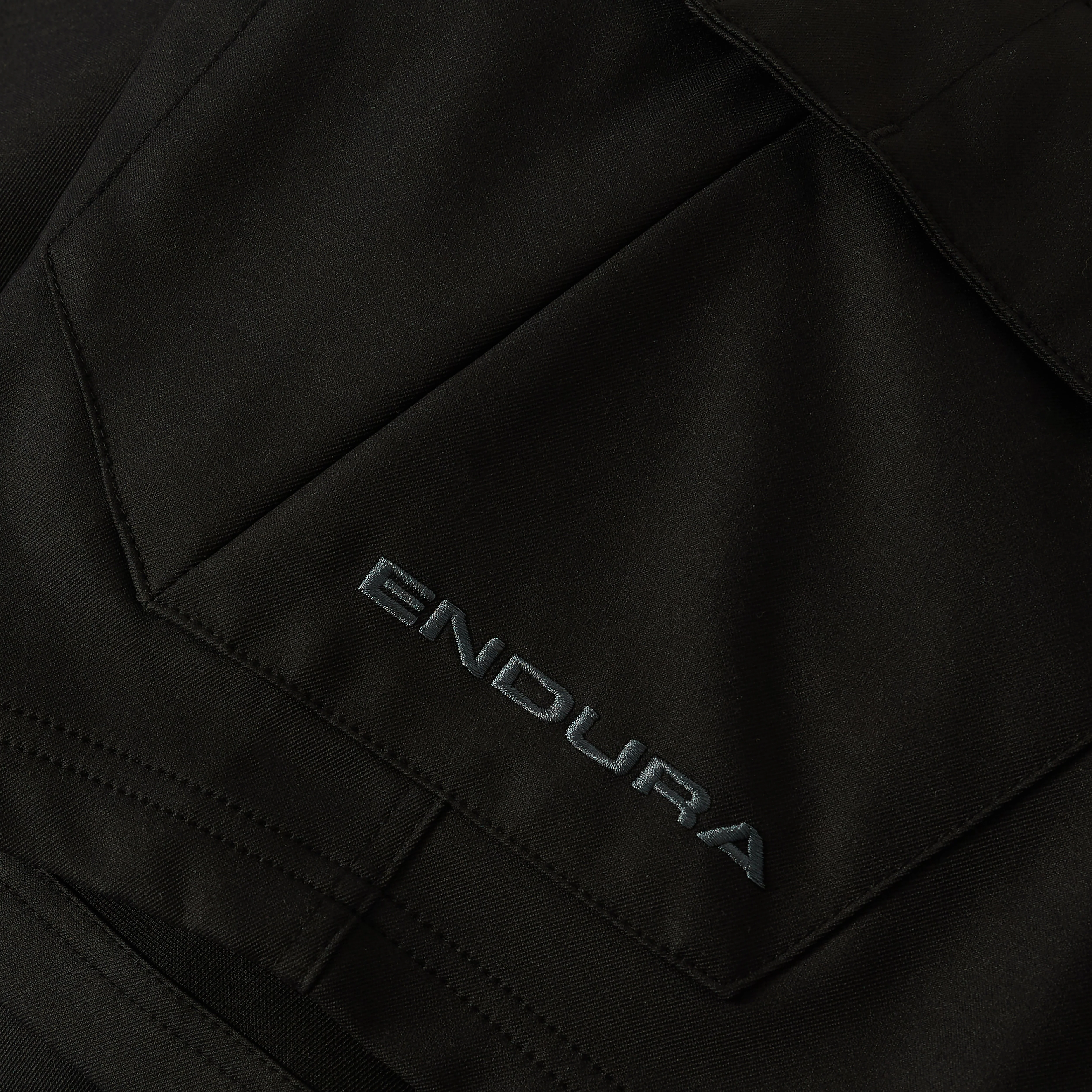 Short ENDURA LOOP CARGO Noir - Image 9