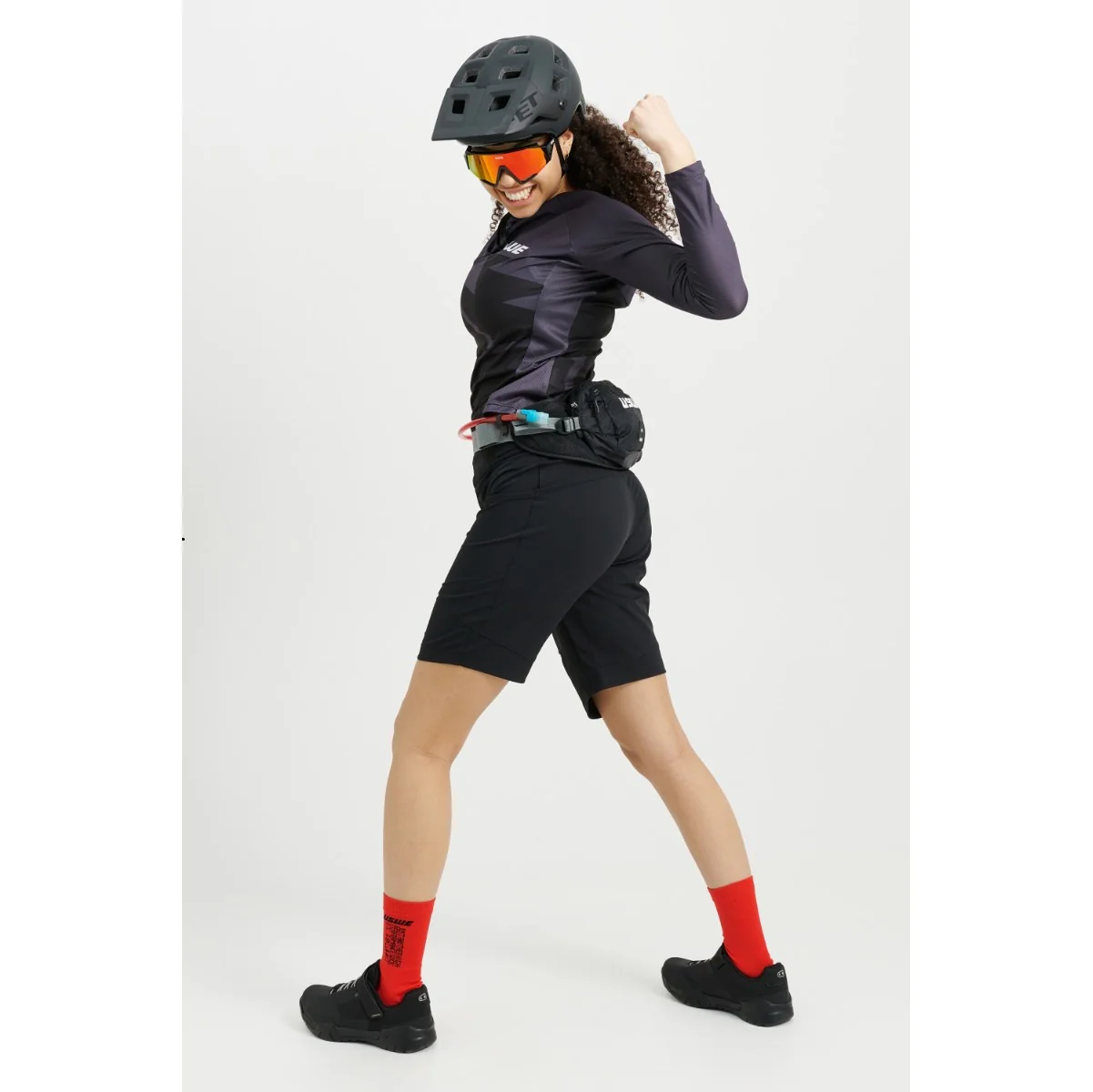Short USWE SKRUBB Femme Noir - Image 11